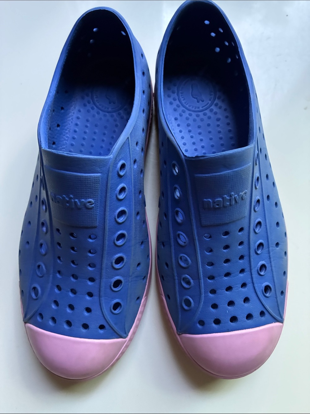 Native Sugarlite Jefferson Slip-On Moccasins in Blue with Pink Toe Caps